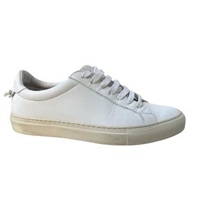 Givenchy  White Leather Low Top Sneakers EU 36 / US 6 - Women.